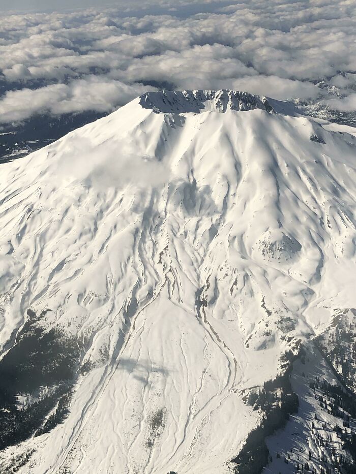 El monte Santa Helena visto desde arriba. El piloto del avión nos avisó para que miráramos