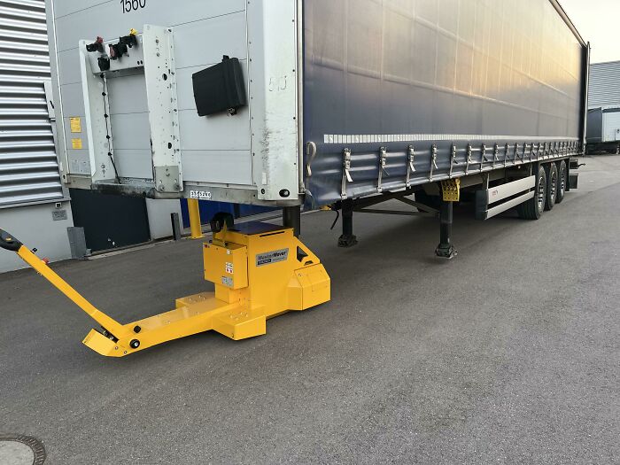 Tool To Move Truck Trailers By Hand