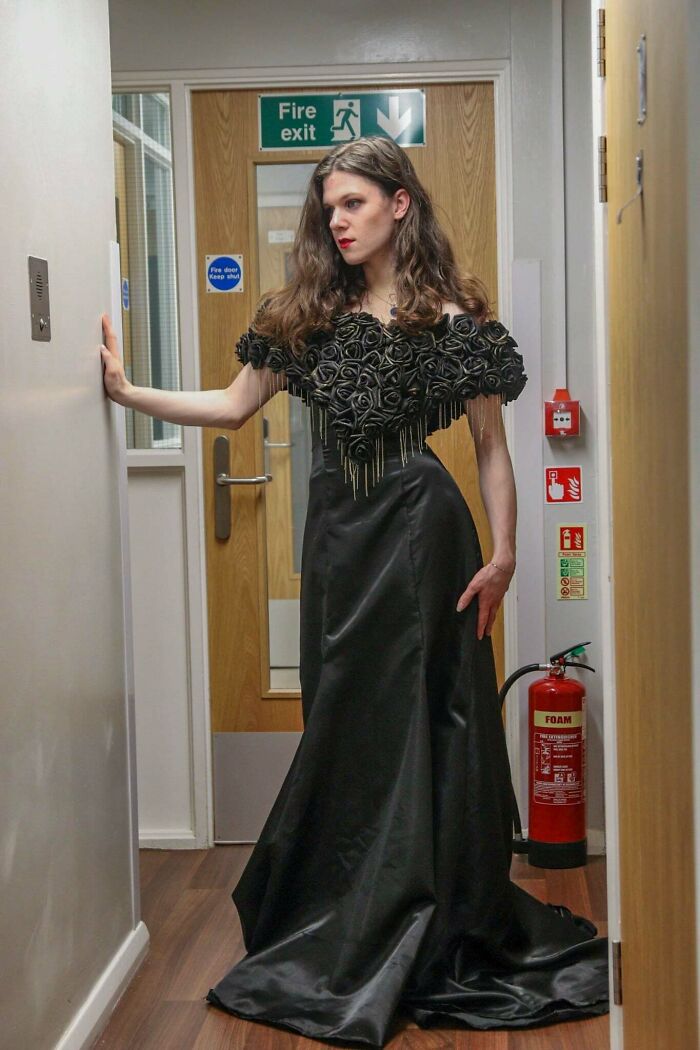 My Birthday Dress! Evening Gown With Fake Black Roses And Golden Chains!
