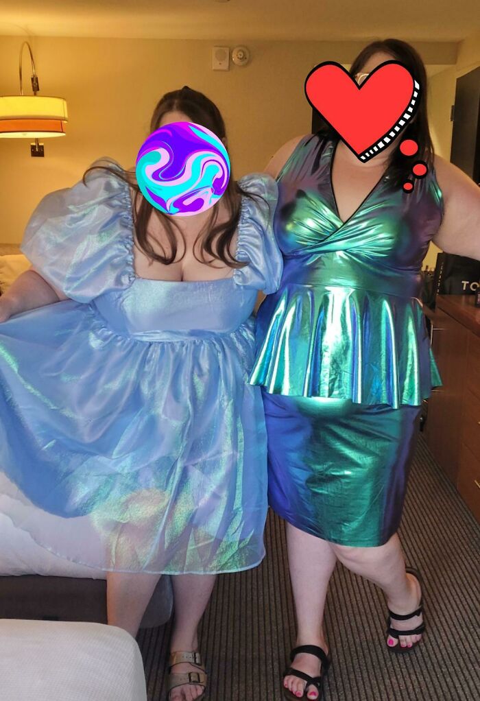 Went To A Lizzo Concert With My Sister. I Made Both Our Outfits