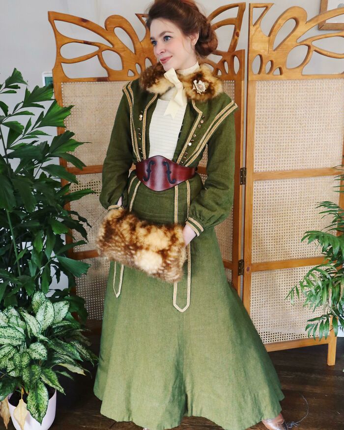 I Made An Edwardian Holiday Outfit. 1901