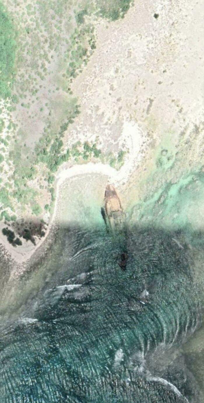 Found A Sunken Ship On Google Maps While Exploring The North Sentinel Island, Home To A Tribe Who Hasn’t Had Contact With Modern Civilisation