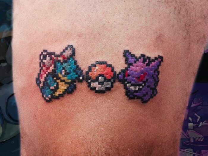 Squirtle and Gengar near Poké Ball 