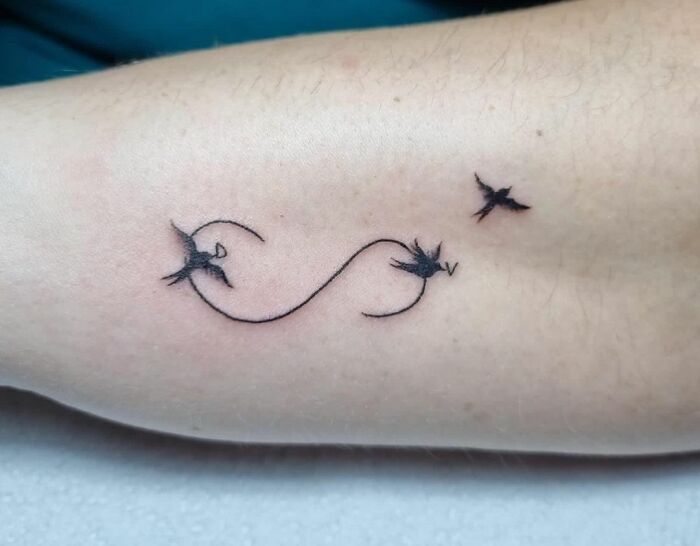 birds infinity tattoo 