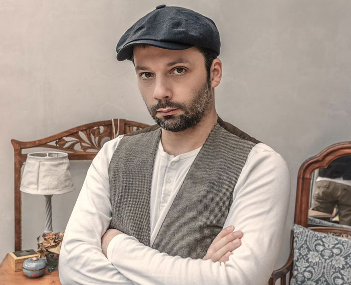 “Invisible Lat Syndrome”: 35 Red Flags That Men See In Other Men, As Shared In This Thread