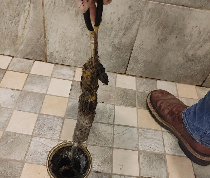 "The Ick": 30 Things Women Do That Make Them Less Attractive To Guys