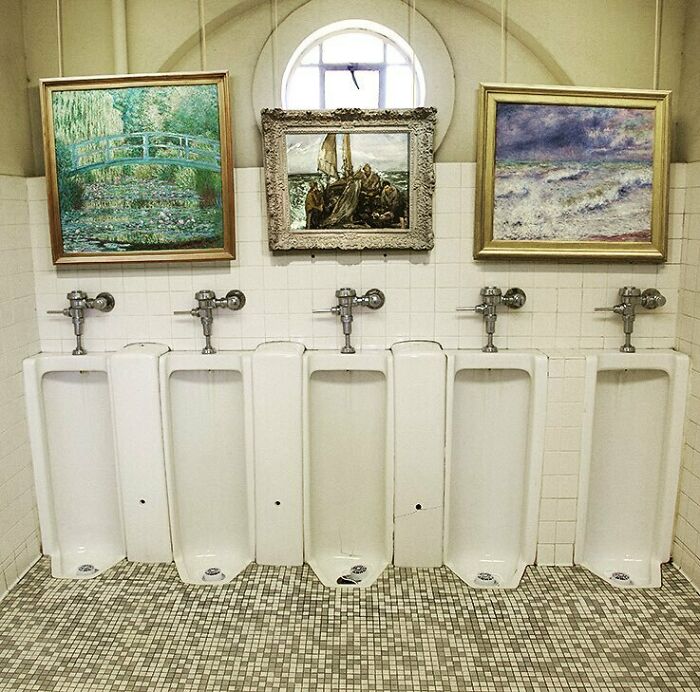 Great-Art-In-Ugly-Rooms