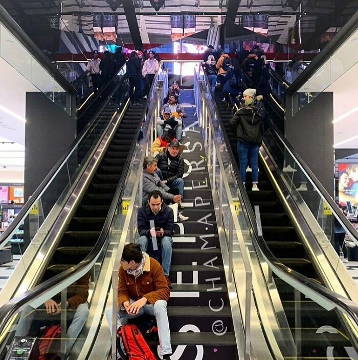 Funny-Miserable-Men-Waiting-Women-Shopping