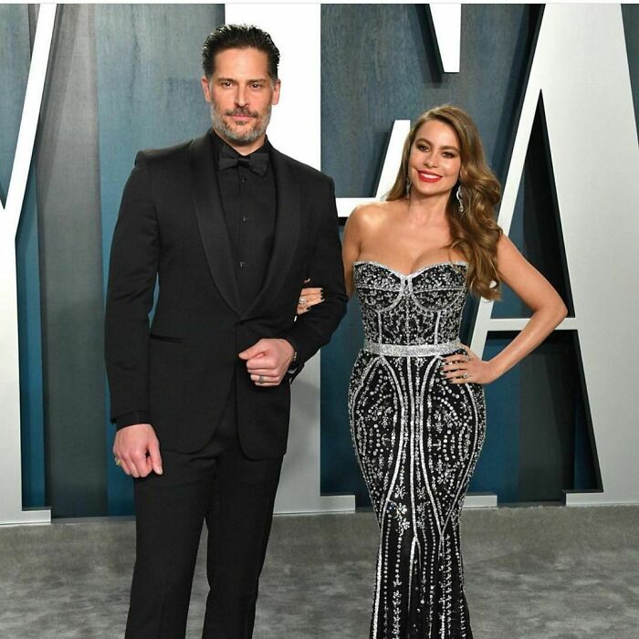 Sofía Vergara Breaks Up With Husband, Fans Suspect Something Was Up Sofía Vergara Breaks Up With Husband, Fans Suspect Something Was Up