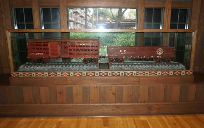 50 Little-Known Disney World Facts To Intrigue Or Concern