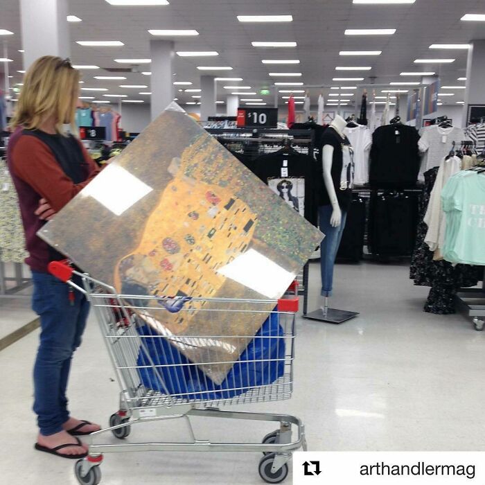 Great-Art-In-Ugly-Rooms