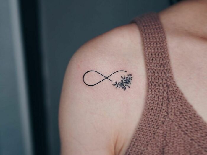infinity flowers tattoo