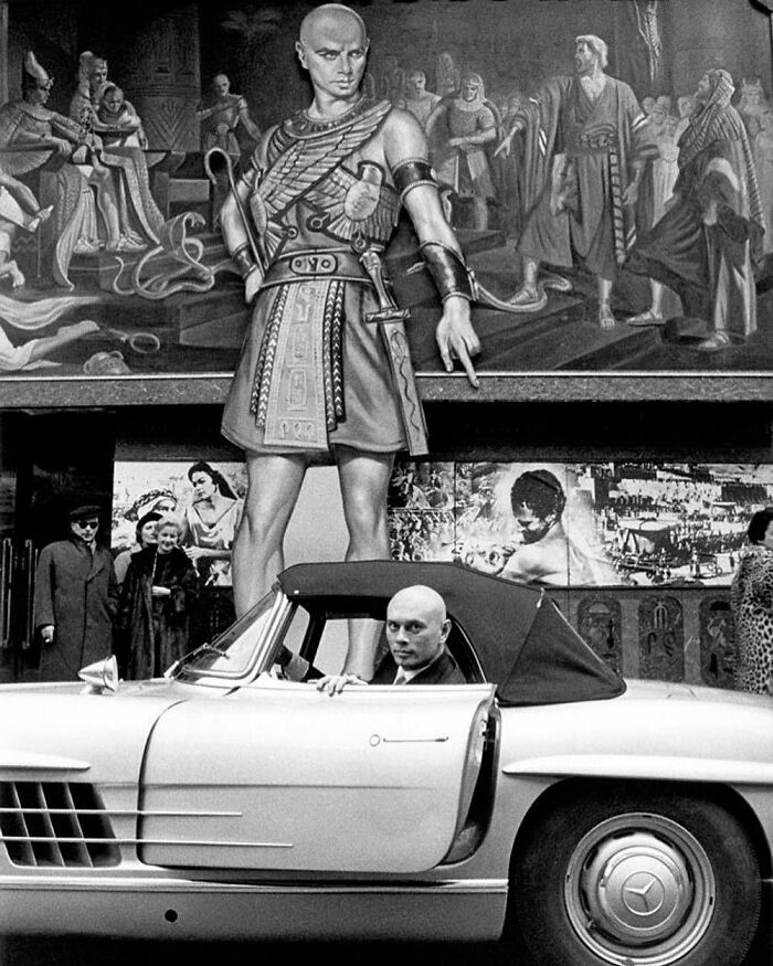 Yul Brynner Arriving To The Premiere Of The Ten Commandments In His Mercedes-Benz 300sl Roadster, 1956