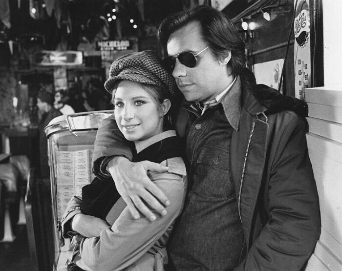 Barbra Streisand And Peter Bogdanovich Between Takes In Filming What’s Up, Doc? (1972)