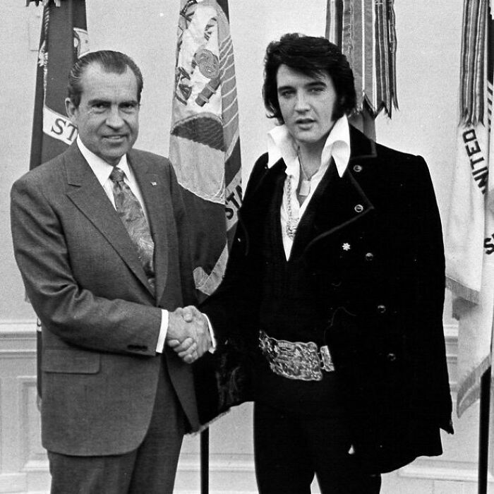 President Richard M. Nixon And Elvis Presley Shaking Hands In The Oval Office On December 21, 1970