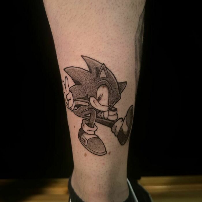 Sonic calf Tattoo