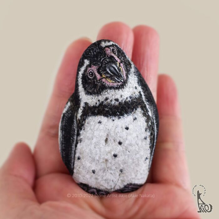 Japanese Artist Turns Rocks Into Cute Little Animals (New Pics)