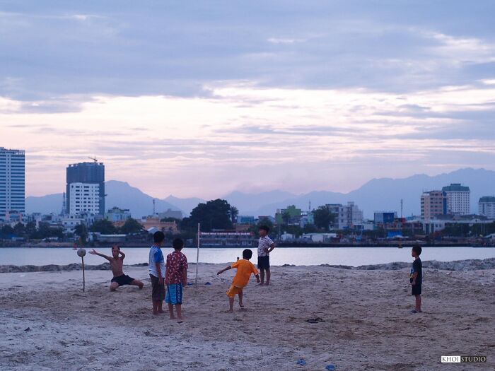 Children Playing Football On The Ground Next To The Han River. Nowadays, It Is Very Difficult To See These Scenes