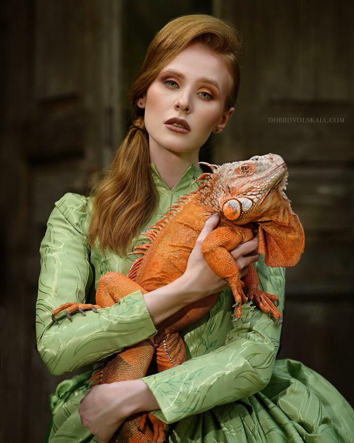 Photographer Creates Stunning Photo Shoots To Highlight The Close Bond Between Humans And Animals (New Pics)