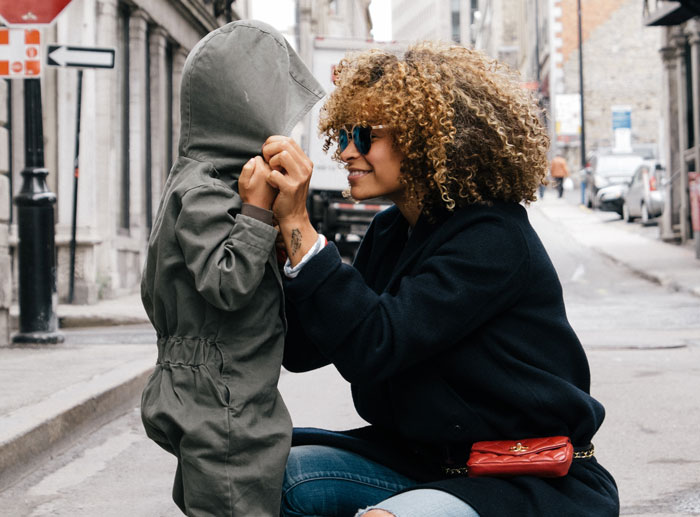 Woman Wreaks Petty Revenge On Fellow Theatergoer After Continuously Getting Elbowed During The Show Woman Wreaks Petty Revenge On Fellow Theatergoer After Continuously Getting Elbowed During The Show