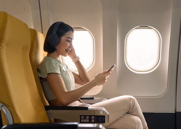 “Book A Normal Ticket First": 30 Air Travel Tips To Make Your Flight As Effortless As Possible