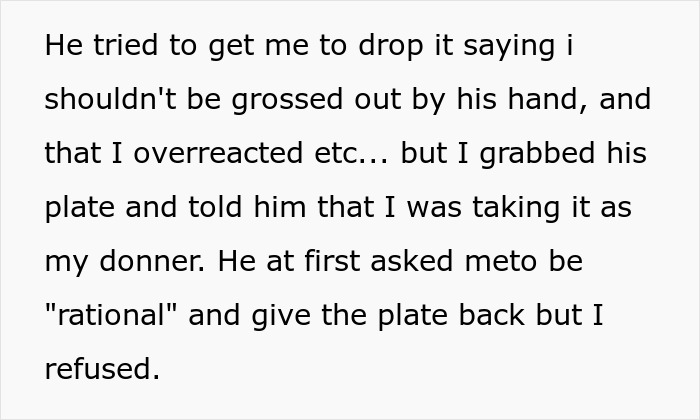 Couple Quarrels After Blind BF Touches GF's Food To Make Sure She Ordered The Same Dish He Did Couple Quarrels After Blind BF Touches GF's Food To Make Sure She Ordered The Same Dish He Did