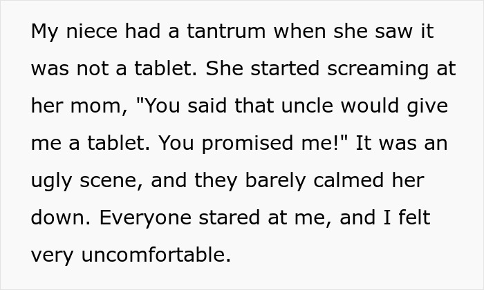 “I Simply Left”: Guy’s Wholesome Birthday Gift For Niece Makes Him An Unwelcome Guest “I Simply Left”: Guy’s Wholesome Birthday Gift For Niece Makes Him An Unwelcome Guest