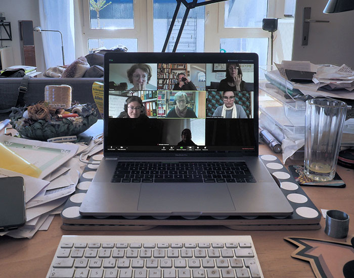 Boss Asks For Cameras To Be On And Full Engagement During Online Meets, One Worker “Delivers”