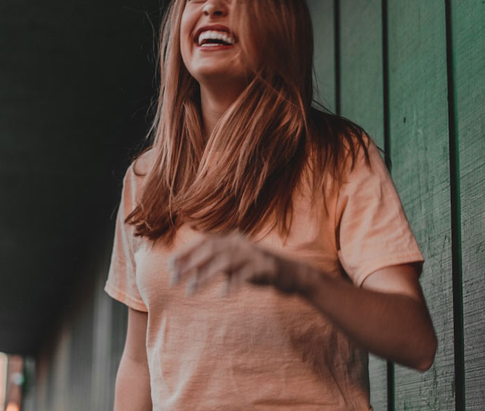 'Karen' Makes Fun Of Employee For Being Colorblind, He Makes Sure She Regrets It 'Karen' Makes Fun Of Employee For Being Colorblind, He Makes Sure She Regrets It