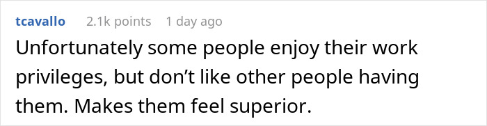 Worker Realizes How Lowly They’re Regarded After Getting Humiliated Over A Better Office Desk Worker Realizes How Lowly They’re Regarded After Getting Humiliated Over A Better Office Desk