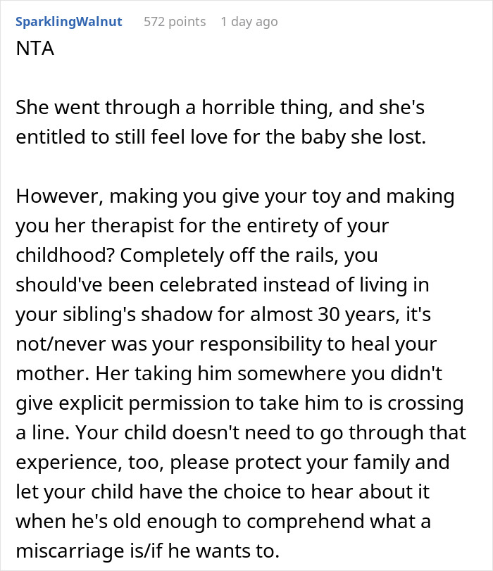 Woman Had To Visit Mom’s Miscarriage Grave All Her Youth, Loses It When Her Kid Gets Forced Too Woman Had To Visit Mom’s Miscarriage Grave All Her Youth, Loses It When Her Kid Gets Forced Too