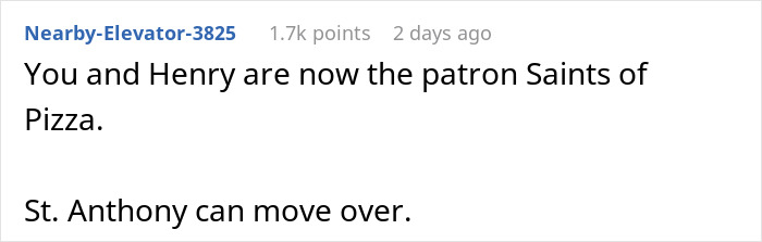 Worker Scolded For Trying To Buy A Homeless Man Pizza, Customer Finds A Brilliant Loophole Worker Scolded For Trying To Buy A Homeless Man Pizza, Customer Finds A Brilliant Loophole
