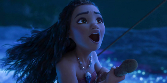 Moana singing and sailing a boat 