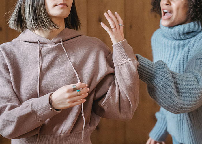 “There’s A Place In Hell For People Like You”: Entitled Mom Goes On Tirade After Being Denied “There’s A Place In Hell For People Like You”: Entitled Mom Goes On Tirade After Being Denied