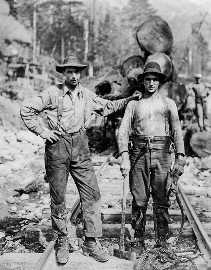 Lumberjacks In 1920