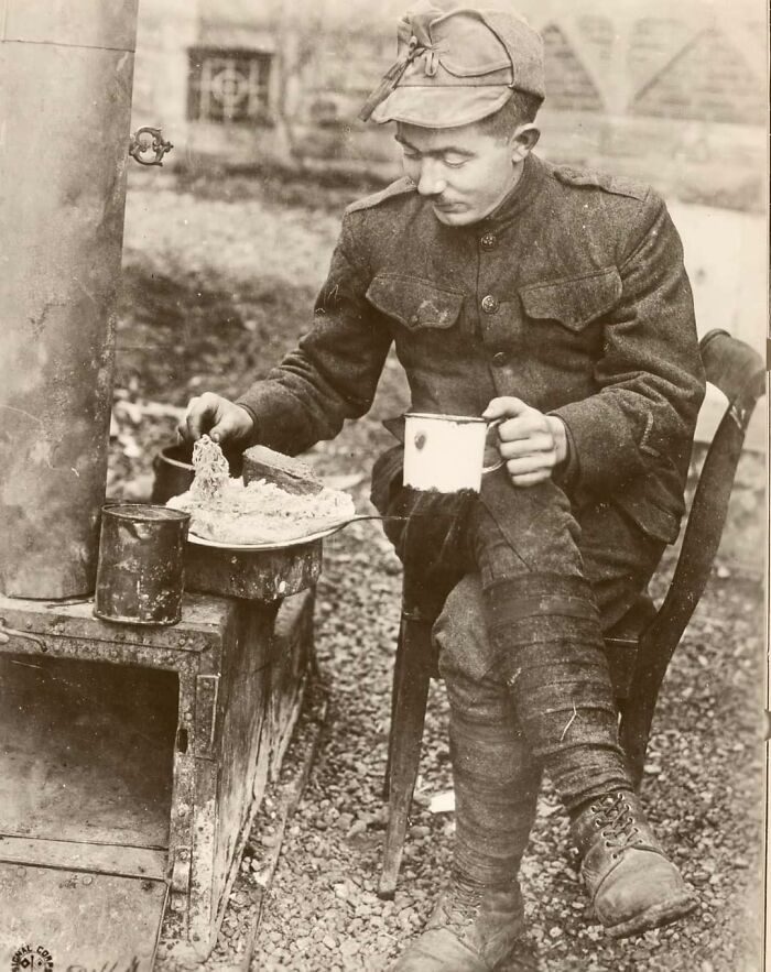 Soldier Eating Mid-Day Meal, 1918
