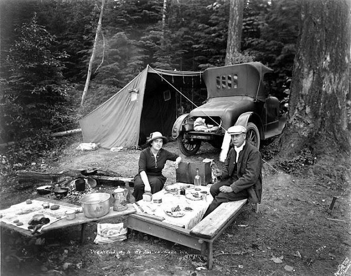 Love This Shot Of Some Fancy "Weekending" At Silver Lake, Washington In 1920