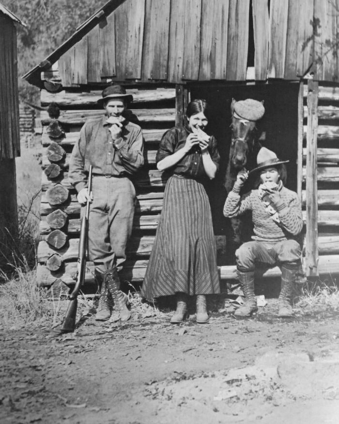 A Country Girl And Her Friends Munch Pie After A Morning Of Hunting, Ca. 1910s. Note The Dapper Horse, Wearing A Jaunty Cap