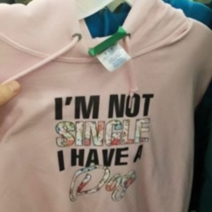 50 Times People Spotted The Most ‘Cursed Shirts’ In The Wild And Had To Share Them Online