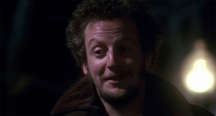 Marv smilling from Home Alone