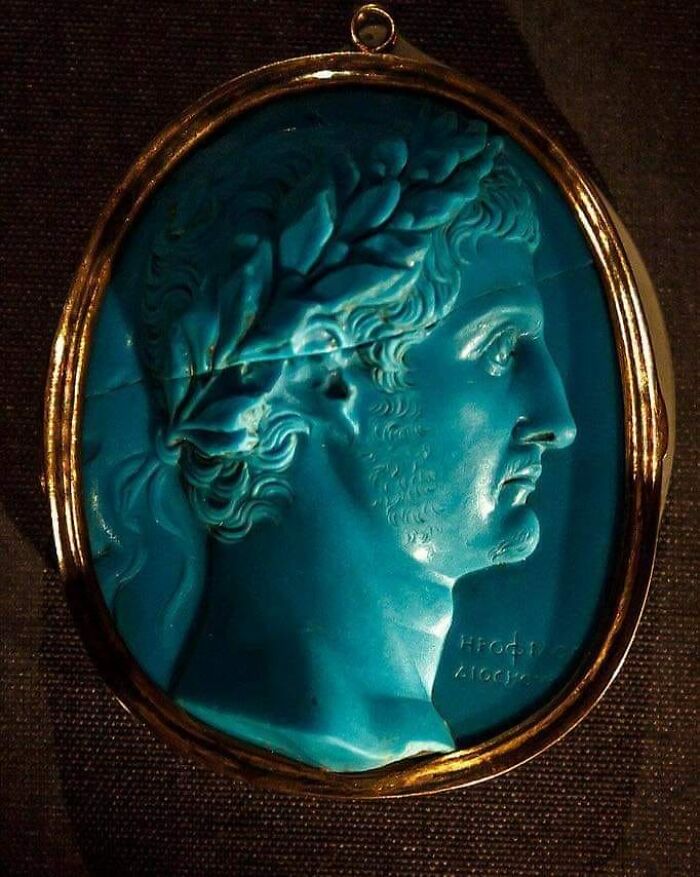 Turquoise Glass Cameo Of Circa 20ad, Allegedly Of Tiberius