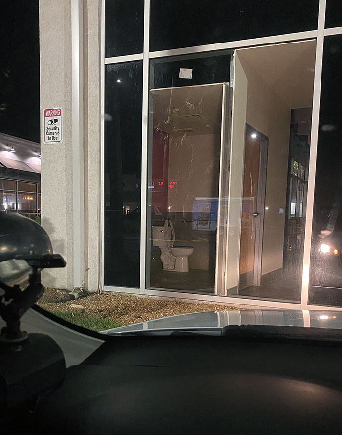 This Restaurant Bathroom In Florida