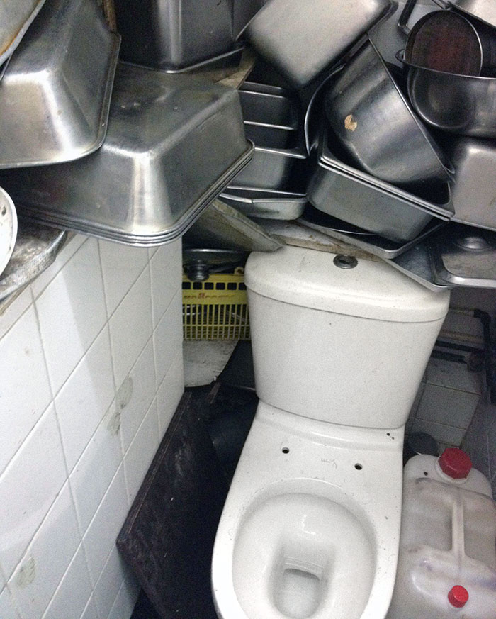 Restaurant Bathroom In Hong Kong