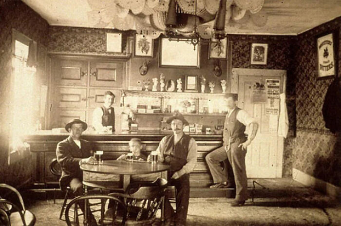 Saloon In Manitowoc , Wisconsin Note The Child Sized Beer. Circa 1890