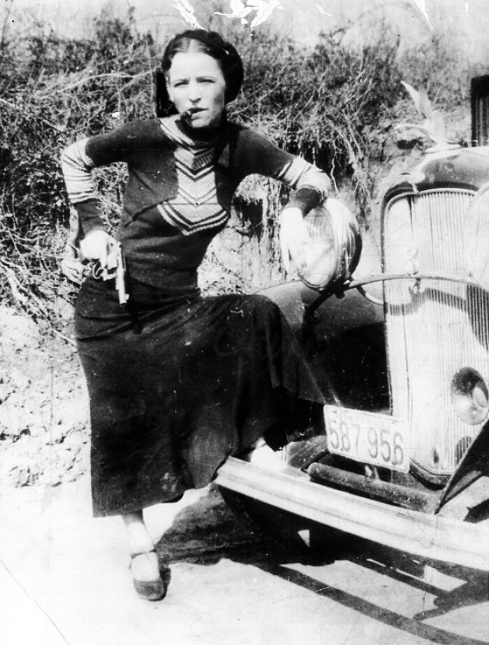 Bonnie Parker, Of Bonnie And Clyde Fame C.1933