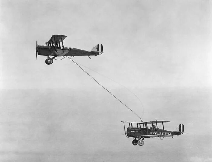 Capt. Lowell H. Smith And Lt. John P. Richter Performed The First Aerial Refueling Using 2 United States Army Air Service Airco Dh-4b Biplanes. 27 June 1923