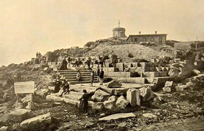 The Ruins Of The Roman Temple Of Mercury At Puy De Dôme And A Nearby Observatory, 1900
