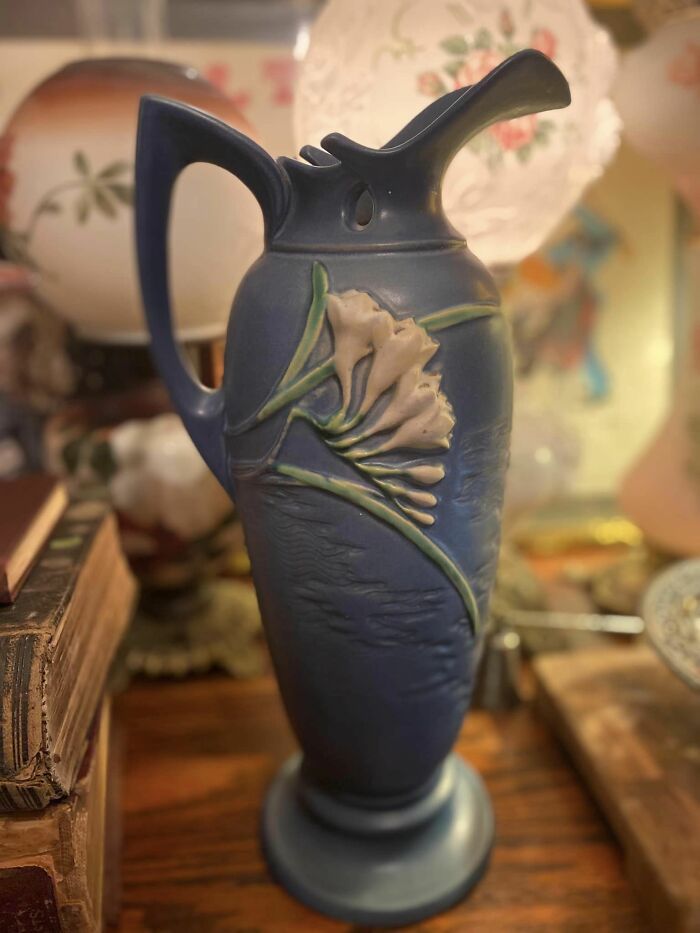 A Nice Roseville Pottery Vase Handed Down To Me - Nola