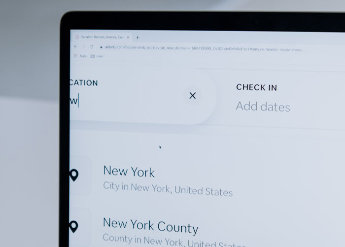 Tenant Thinks Their Stuff Was Stolen While On Vacation, Learns Their Home Was Airbnb'd By Landlord Tenant Thinks Their Stuff Was Stolen While On Vacation, Learns Their Home Was Airbnb'd By Landlord