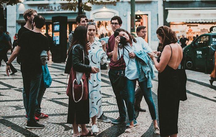 Sister Refuses To Let Widowed Brother Use The "Dead Wife Card" Anymore, Takes His 3 Kids Away Sister Refuses To Let Widowed Brother Use The "Dead Wife Card" Anymore, Takes His 3 Kids Away